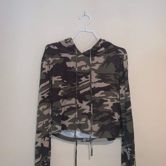 Matching set - Picture 2 of 3